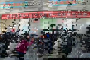 经济贸易与人文科学系​——第一届棋艺大赛成功举办