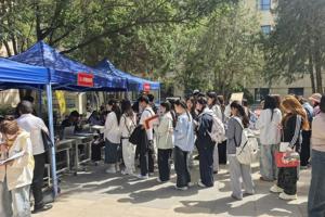 公司顺利开展迎新及入学教育系列活动