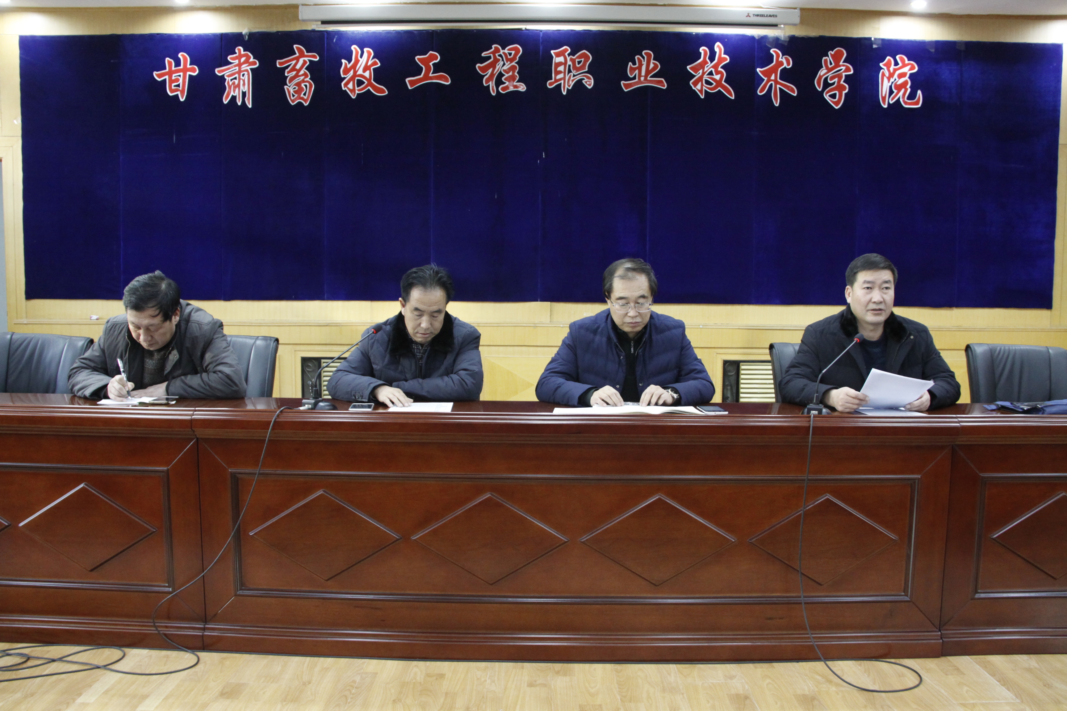 ea0d66b6476c465a9ab07de2d9f0f324.JPG ea0d66b6476c465a9ab07de2d9f0f324.JPG